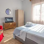 Aurora Apartment *