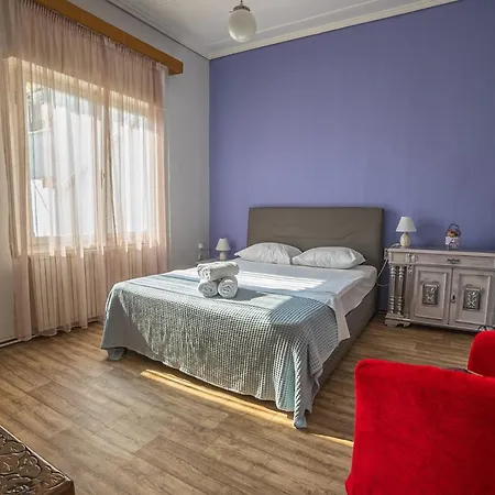 Aurora Daire Kavala